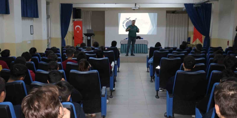 Havacılığın kanatlarından uzayın sonsuzluğuna