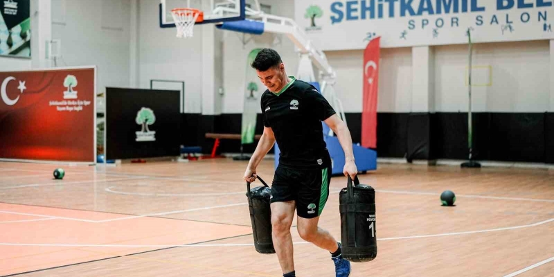 Şehitkamil Belediyesi’nden gençlere büyük destek