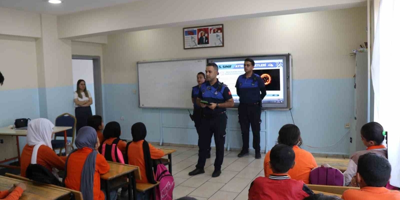 Halileye Belediyesi’nden öğrencilere ‘Bilinçli Tüketici’ semineri