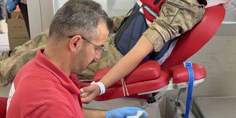 Tatvan’da güvenlik güçlerinden kan bağışı