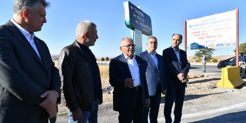 Büyükşehir, kırsalda 3 mahalleyi ilgilendiren 7 kilometrelik grup yolunun ilk etabına başladı