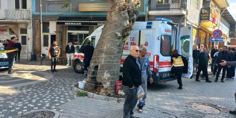 Eşini iş yerinde tüfekle vurarak öldürdü
