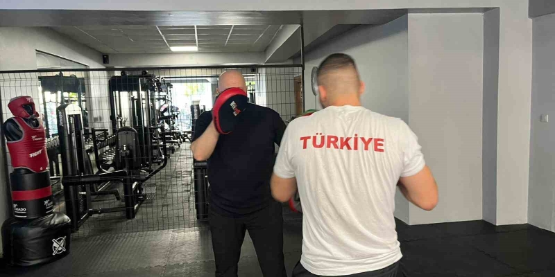 Başarılı sporcu İbrahim Pusat Baş, gözünü Avrupa şampiyonasına dikti