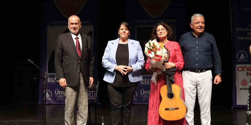 Muratpaşa’da Gitar Festivali sona erdi