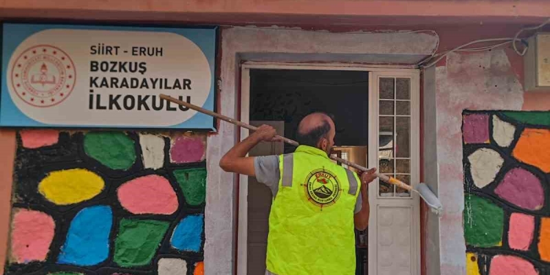 Siirt’te arama kurtarma ekibinden köy okuluna renkli dokunuş