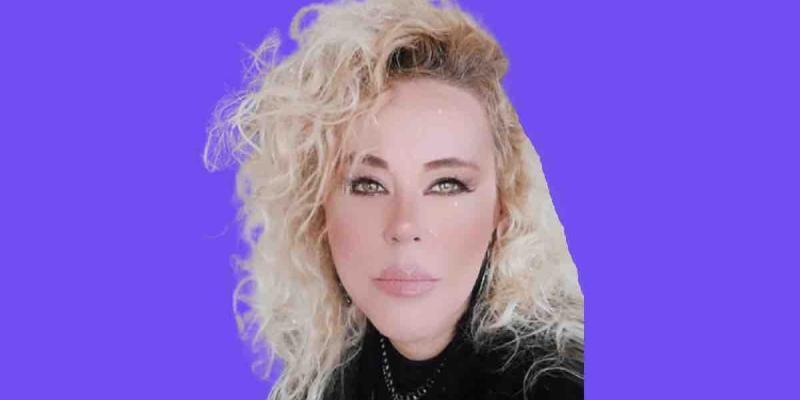Ebru Bozcuk'tan Dikkat Çeken Yazı "Saatli Maarif Takvimi"