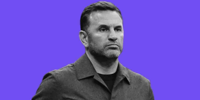 Okan Buruk Eski Eşi Nihan Akkuş İle El Ele Görüntülendi