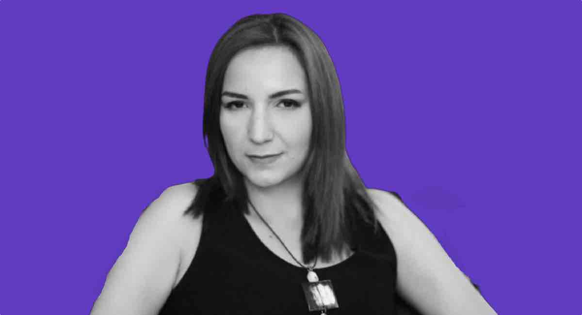 Hamiyet Akpinar Dan Burcu Ozberk Soft Smokey Eye Makyaji Fenoreporter